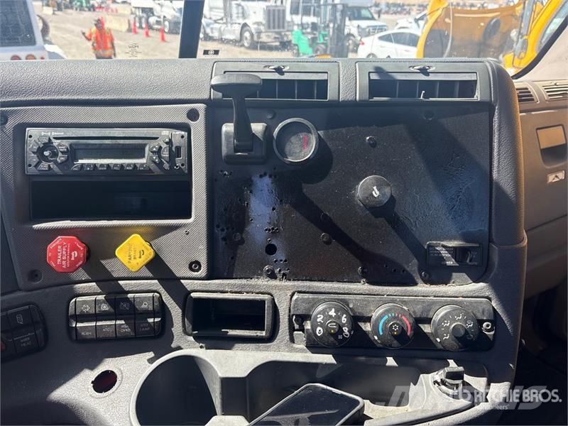 Freightliner Cascadia 113 Тягачі