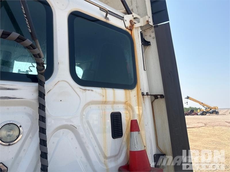 Freightliner Cascadia 125 Tegljači