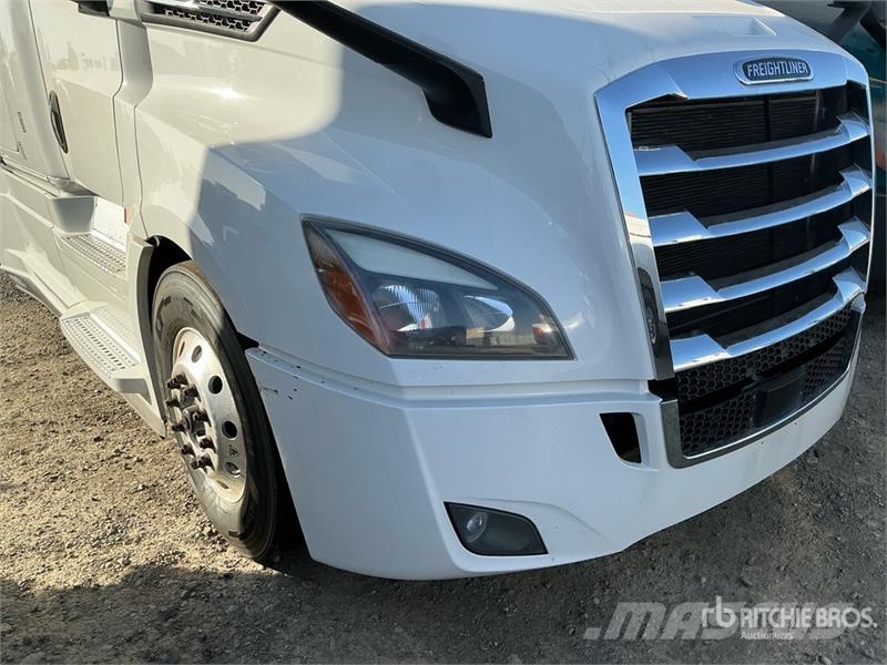 Freightliner Cascadia 126 6x4 T/A Sleeper Truck Tractor Tracteur routier