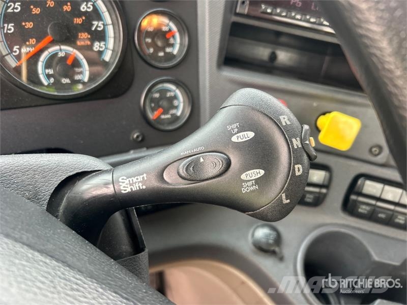 Freightliner Cascadia 125 Тягачі