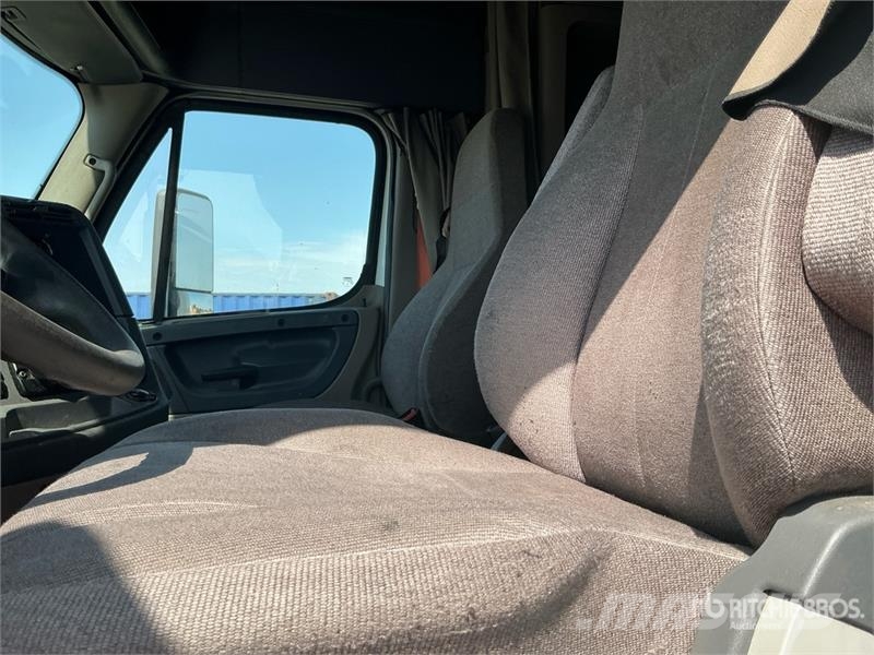 Freightliner Cascadia 113 Sattelzugmaschinen
