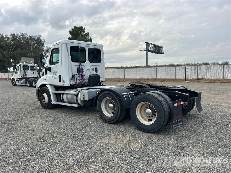 Freightliner Cascadia 125 Тягачі