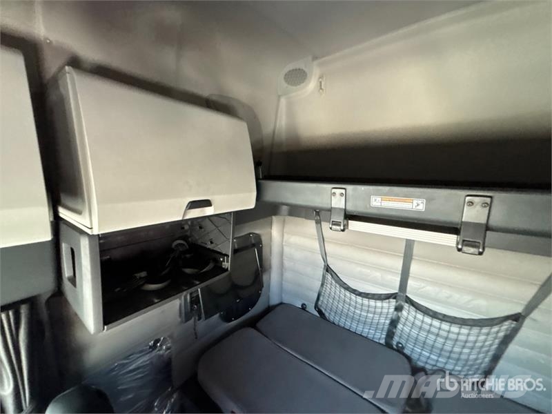 Freightliner Cascadia 126 Vlačilci