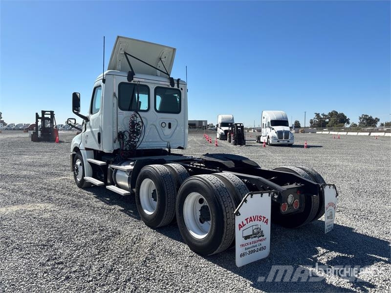 Freightliner Cascadia 126 Cabezas tractoras