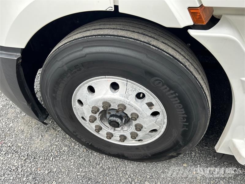 Freightliner Cascadia 116 وحدات الجر