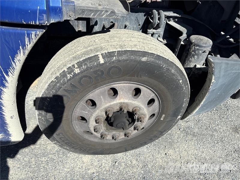 Freightliner Cascadia 125 6x4 T/A Sleeper Truck Tractor Седельные тягачи