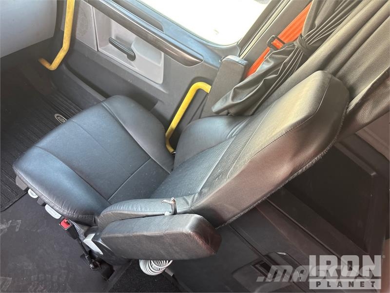 Freightliner Cascadia 126 Cabezas tractoras