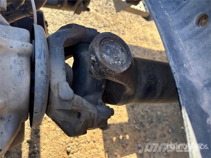 Freightliner Cascadia 126 6x4 T/A Sleeper Truck Tractor Седельные тягачи