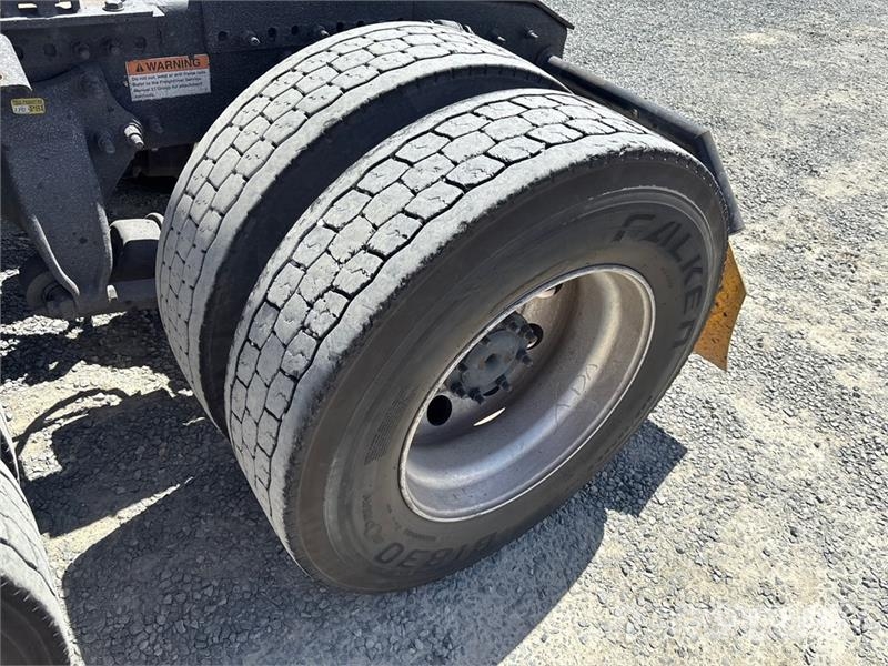 Freightliner Cascadia 116 Tractor Units