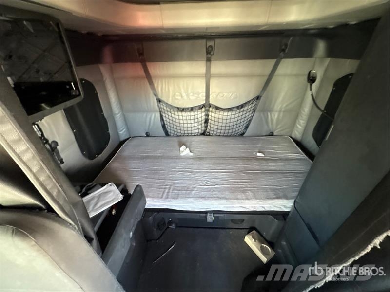 Freightliner Cascadia 126 Sattelzugmaschinen