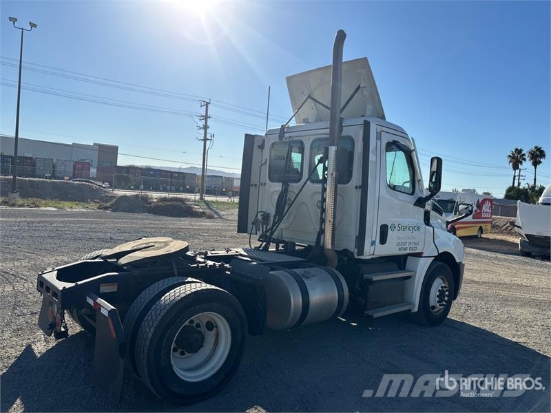 Freightliner Cascadia 126 Vlačilci