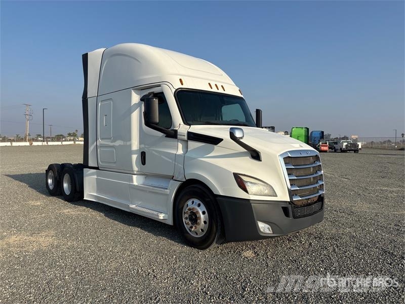 Freightliner Cascadia 126 Tegljači