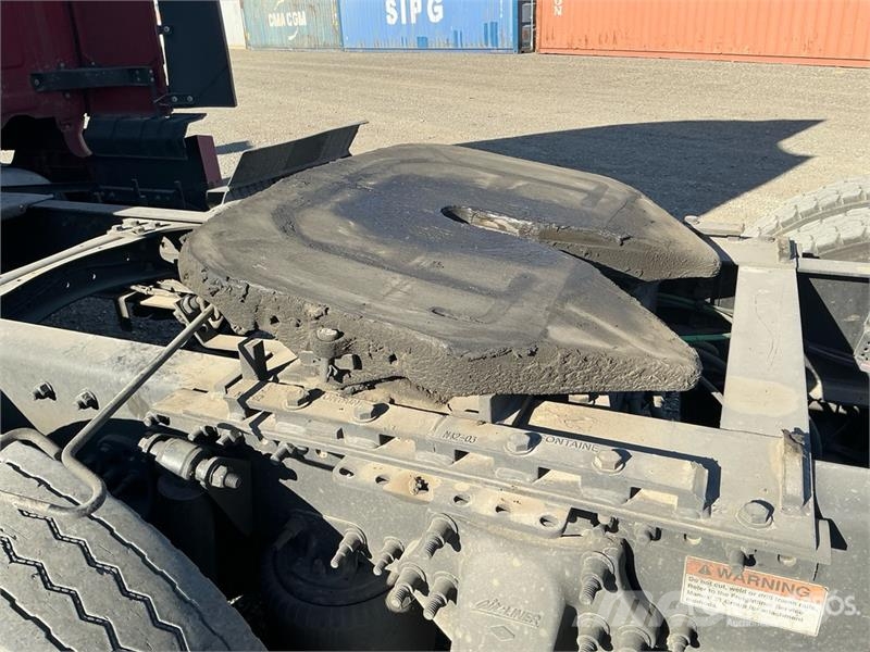 Freightliner Cascadia 126 Tractor Units
