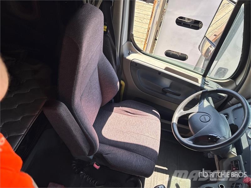 Freightliner Cascadia 125 Prime Movers