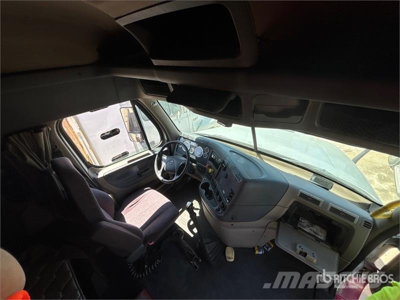 Freightliner Cascadia 125 Prime Movers