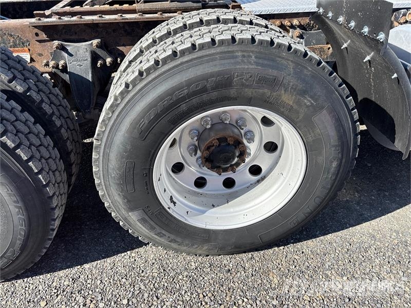 Freightliner Cascadia 126 Dragbilar