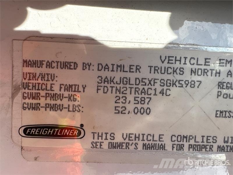 Freightliner Cascadia 125 6x4 T/A Sleeper Truck Tractor (Inoper 트랙터 유닛