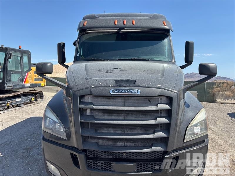 Freightliner Cascadia 126 Cabezas tractoras