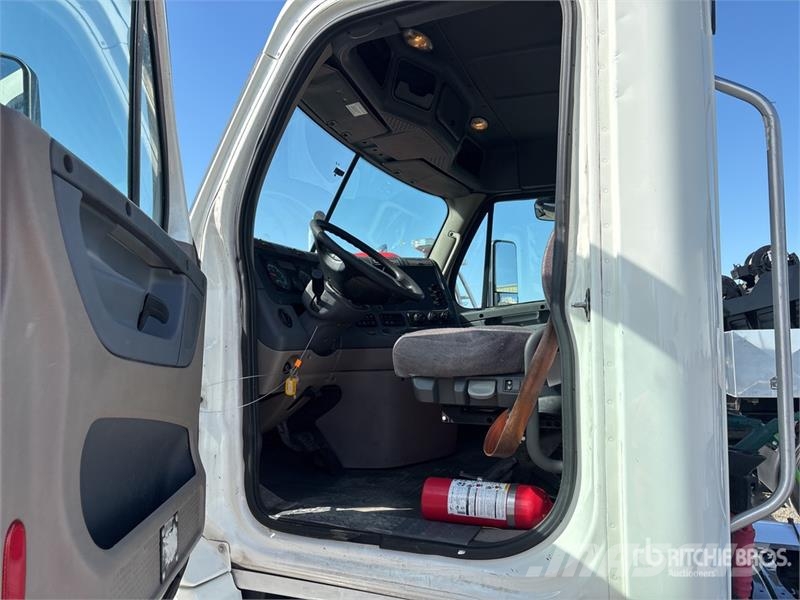 Freightliner Cascadia 125 Тягачі