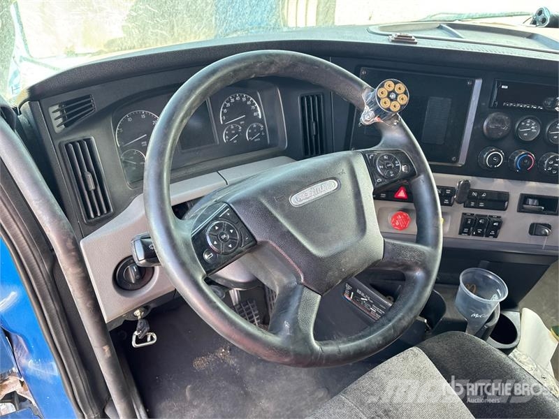 Freightliner Cascadia 126 Ťahače