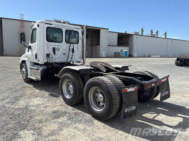 Freightliner Cascadia 125 Vlačilci