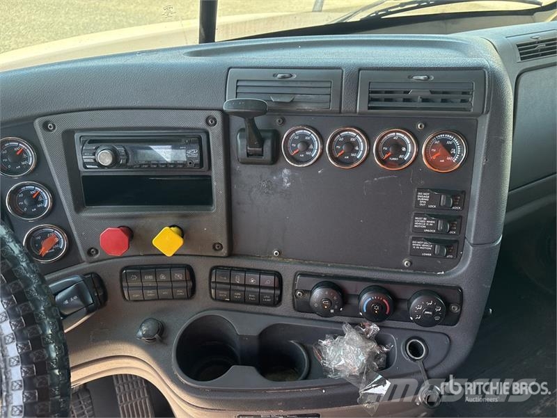 Freightliner Cascadia 125 Vlačilci