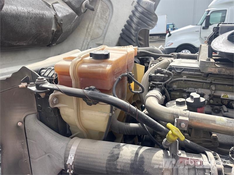 Freightliner Cascadia 125 Седельные тягачи