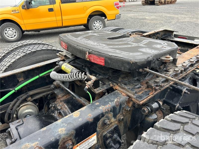 Freightliner Cascadia 126 وحدات الجر
