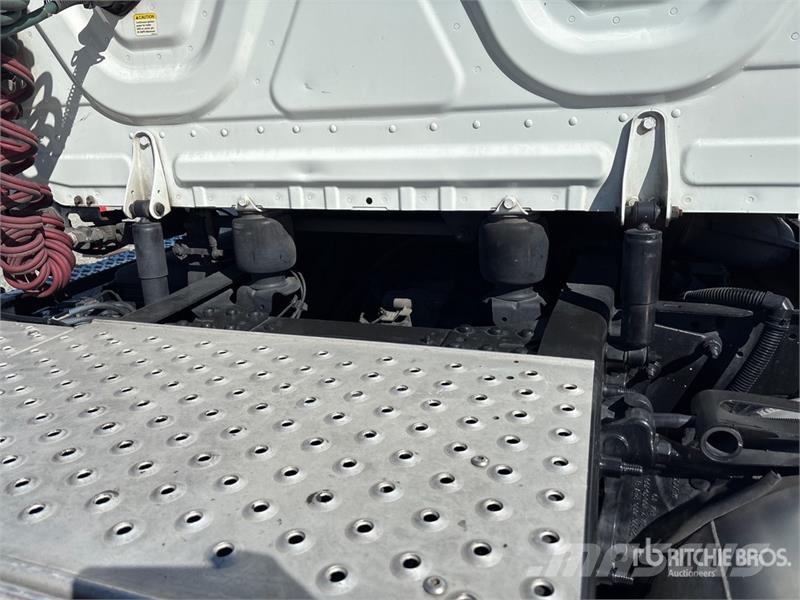 Freightliner Cascadia 126 Cabezas tractoras