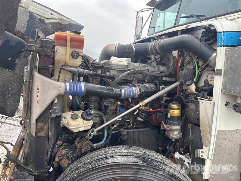 Freightliner Classic 120 6x4 Winch Truck (Inoperable) Recovery vehicles