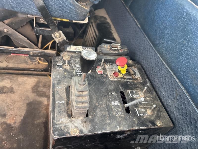 Freightliner Classic 120 6x4 Winch Truck (Inoperable) Recovery vehicles