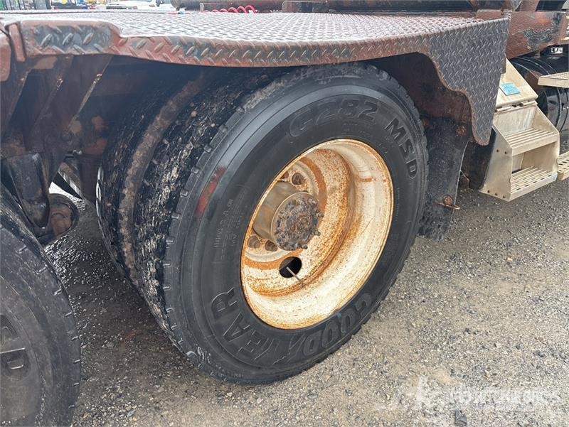 Freightliner Classic 120 6x4 Winch Truck (Inoperable) Recovery vehicles