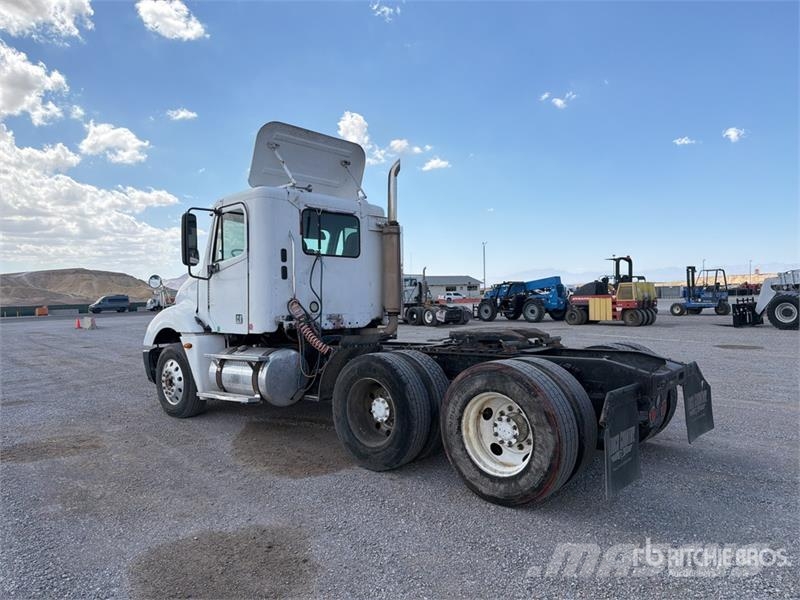 Freightliner Columbia 6x4 T/A Day Cab Truck Tractor Sattelzugmaschinen