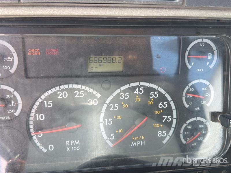 Freightliner Columbia 6x4 T/A Day Cab Truck Tractor Sattelzugmaschinen