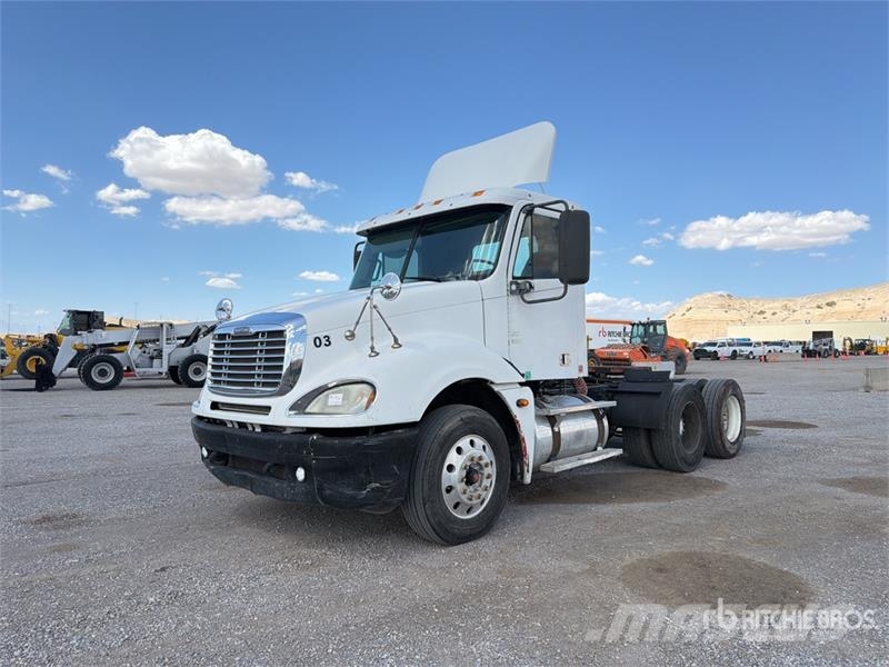 Freightliner Columbia 6x4 T/A Day Cab Truck Tractor Sattelzugmaschinen