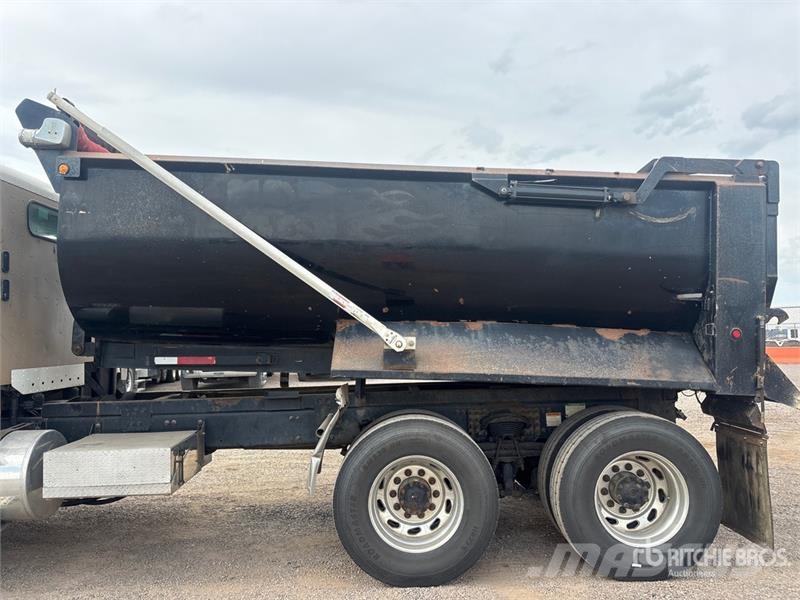 Freightliner Coronado 132 6x4 T/A Dump Truck Wywrotki