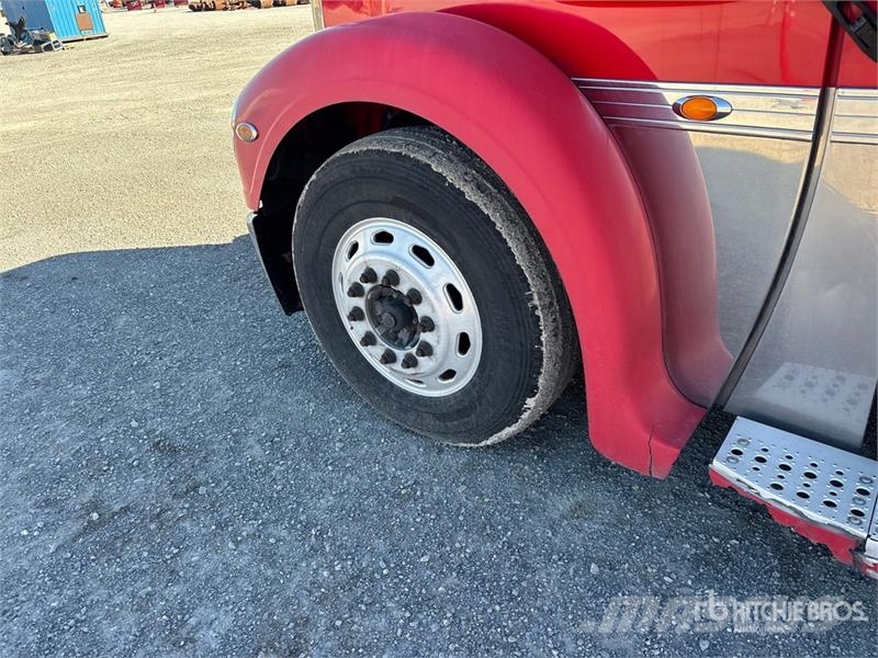 Freightliner Coronado 6x4 T/A Sleeper Truck Tractor Sadulveokid