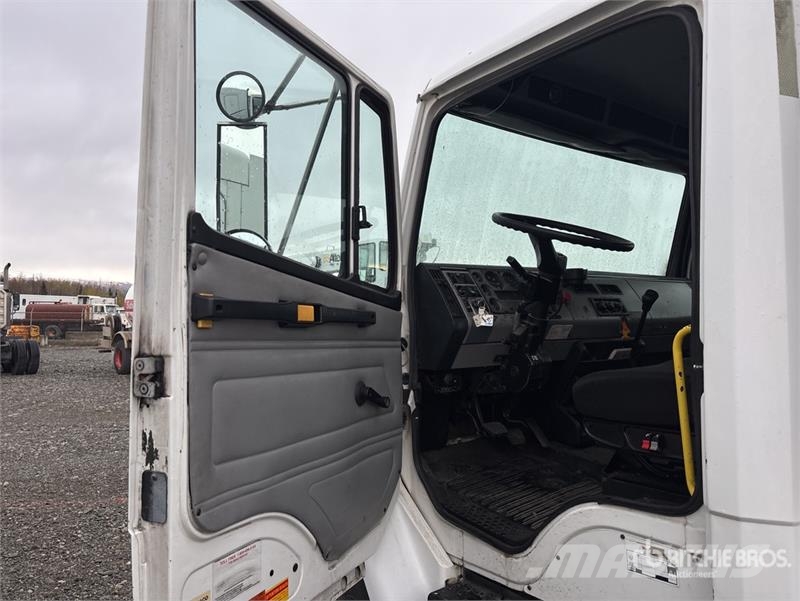 Freightliner FL 70 Sattelzugmaschinen
