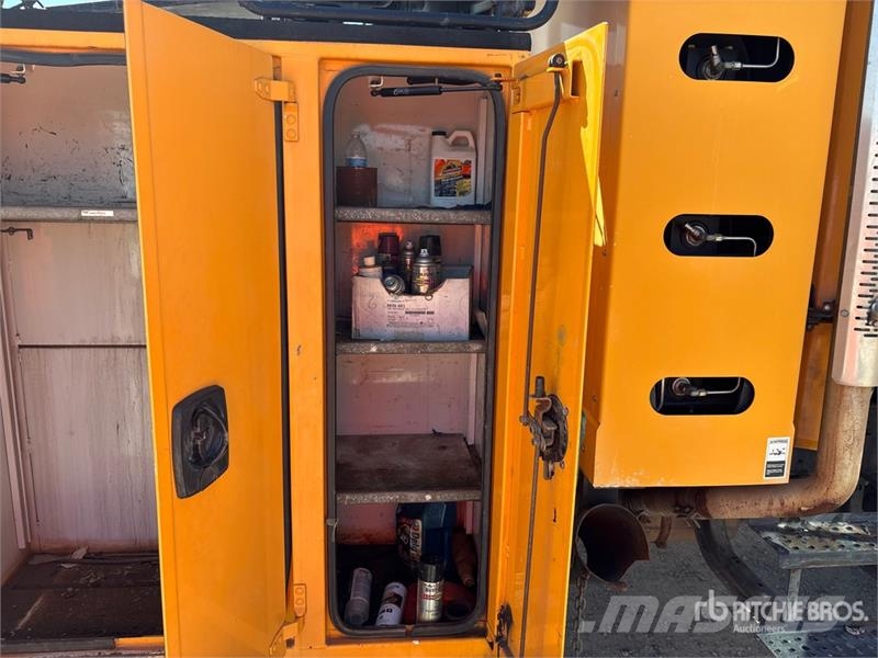 Freightliner FL-70 4x2 Service Truck Kommunal-Sonderfahrzeuge