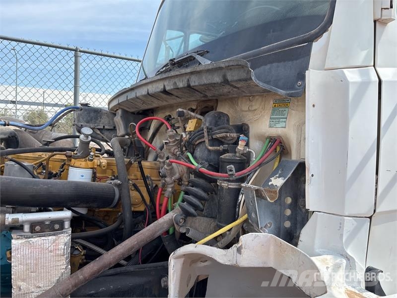 Freightliner FL 80 Cisterny na vodu