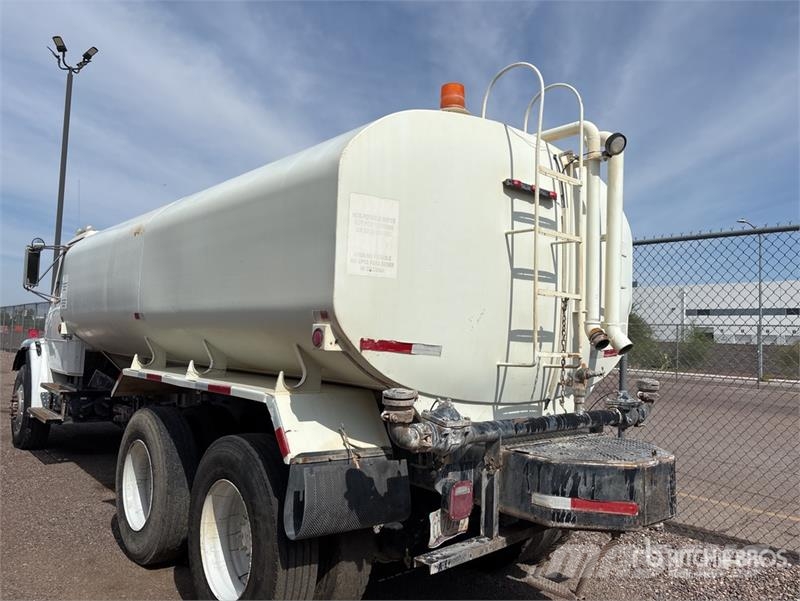 Freightliner FL 80 Cisterny na vodu