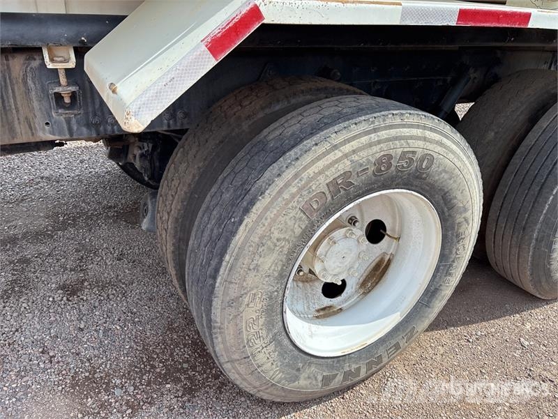 Freightliner FL 80 Cisterny na vodu