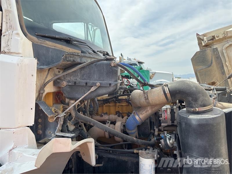 Freightliner FL 80 Cisterny na vodu