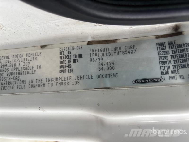 Freightliner FL 80 移動式鑽機車