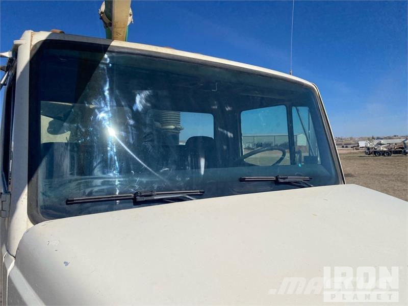 Freightliner FL60 Vakuumski tovornjaki
