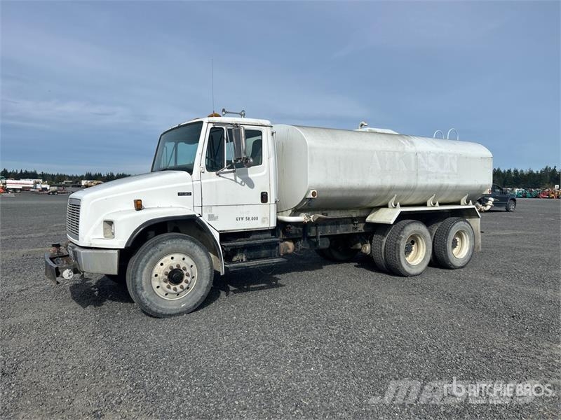 Freightliner FL80 4000 gal 6x4 Water Truck Kamioni za vodu