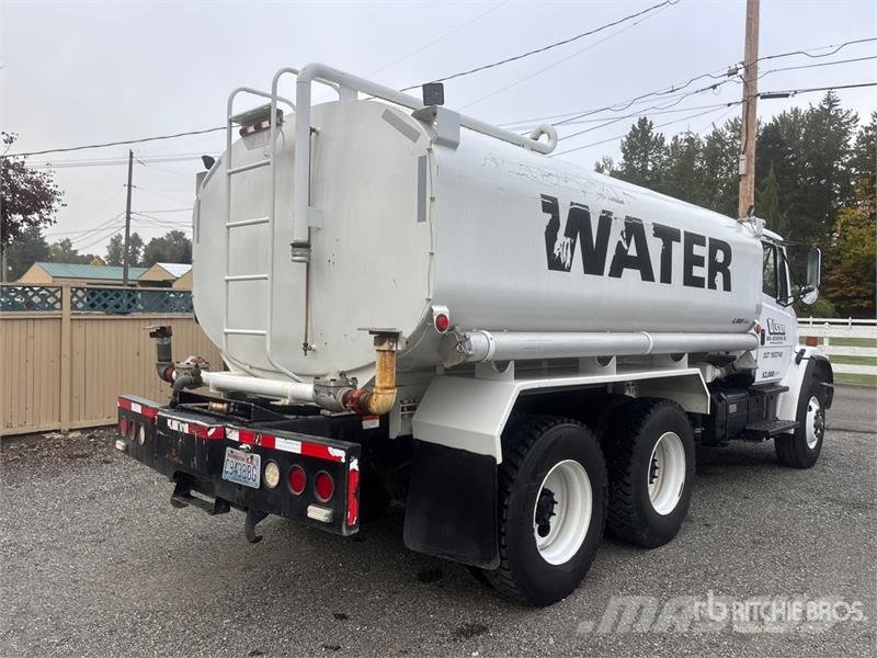 Freightliner FL80 4000 gal 6x4 Water Truck Water bowser