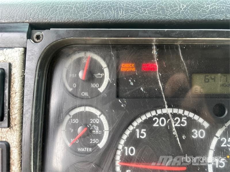 Freightliner FL80 4000 gal 6x4 Water Truck Water bowser
