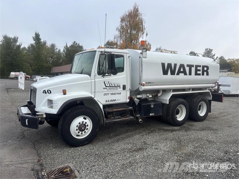 Freightliner FL80 4000 gal 6x4 Water Truck Water bowser