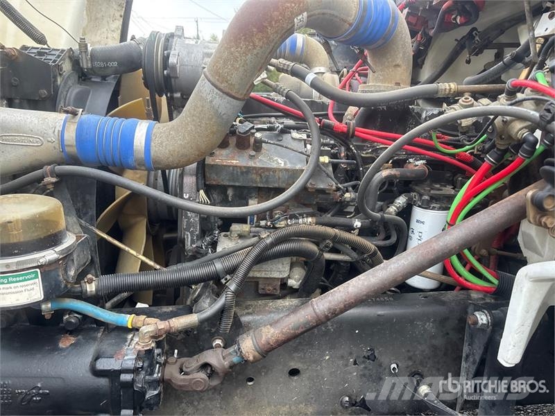 Freightliner FL80 4000 gal 6x4 Water Truck Water bowser